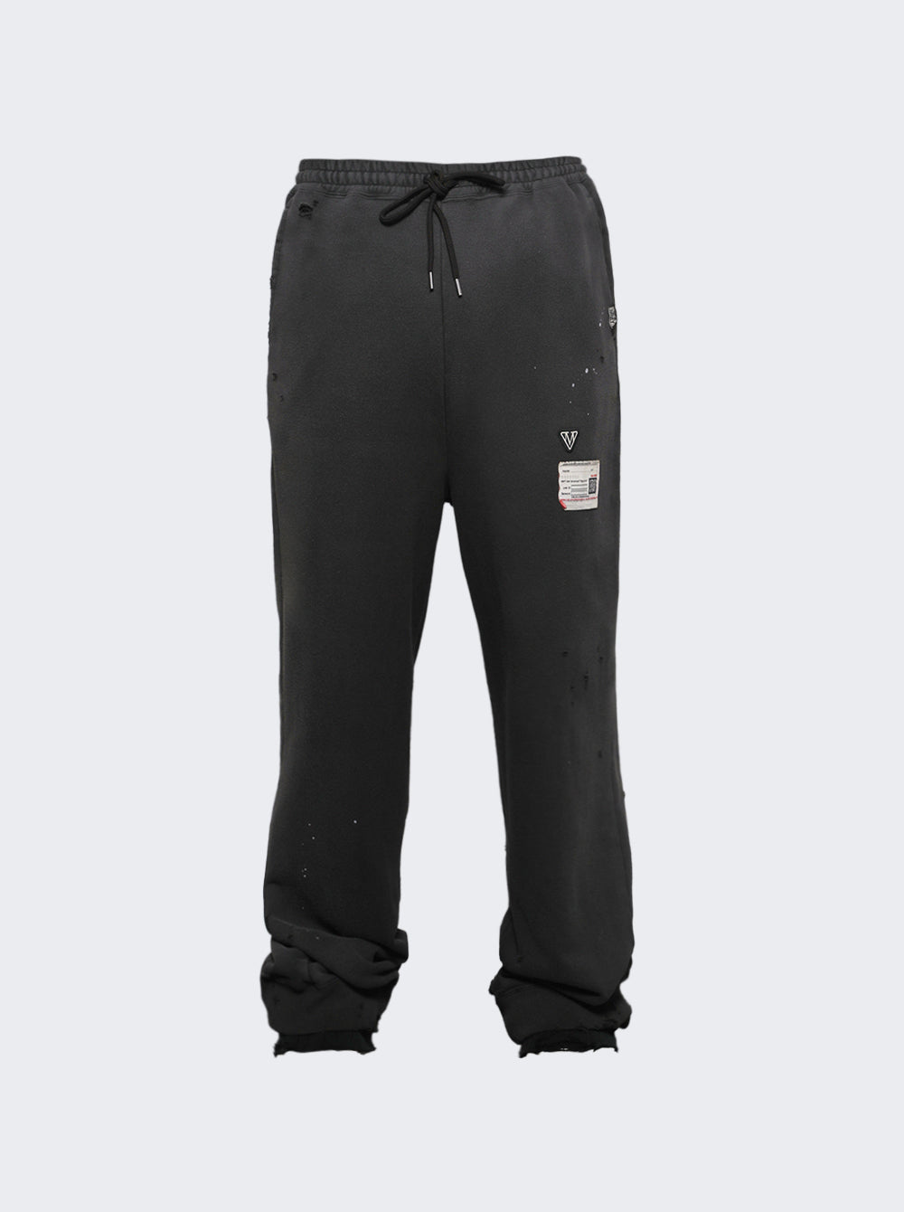 A15PT582_Black_01.jpg
