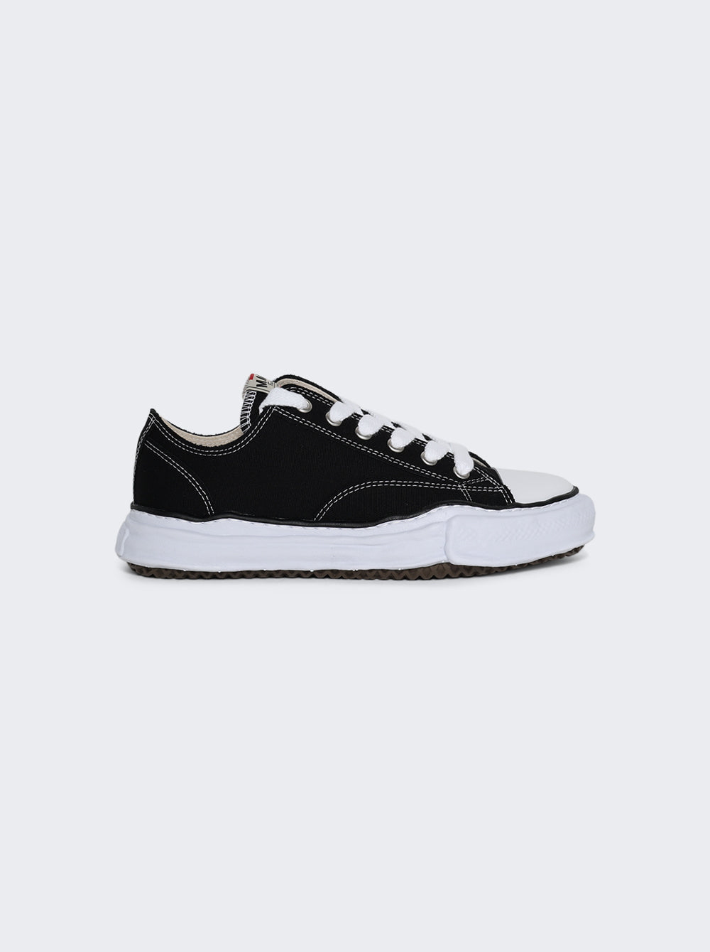 A01FW702_Black_01.jpg