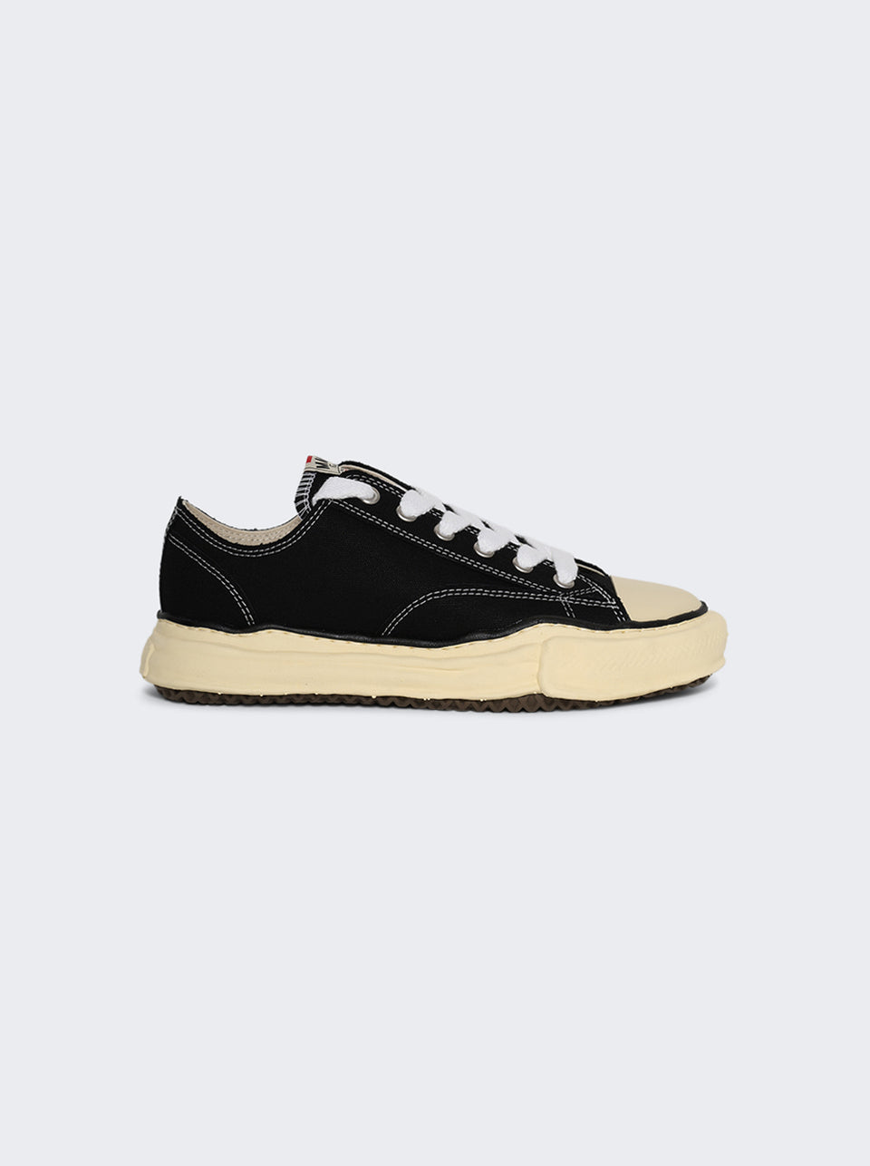 A09FW733_Black_01.jpg