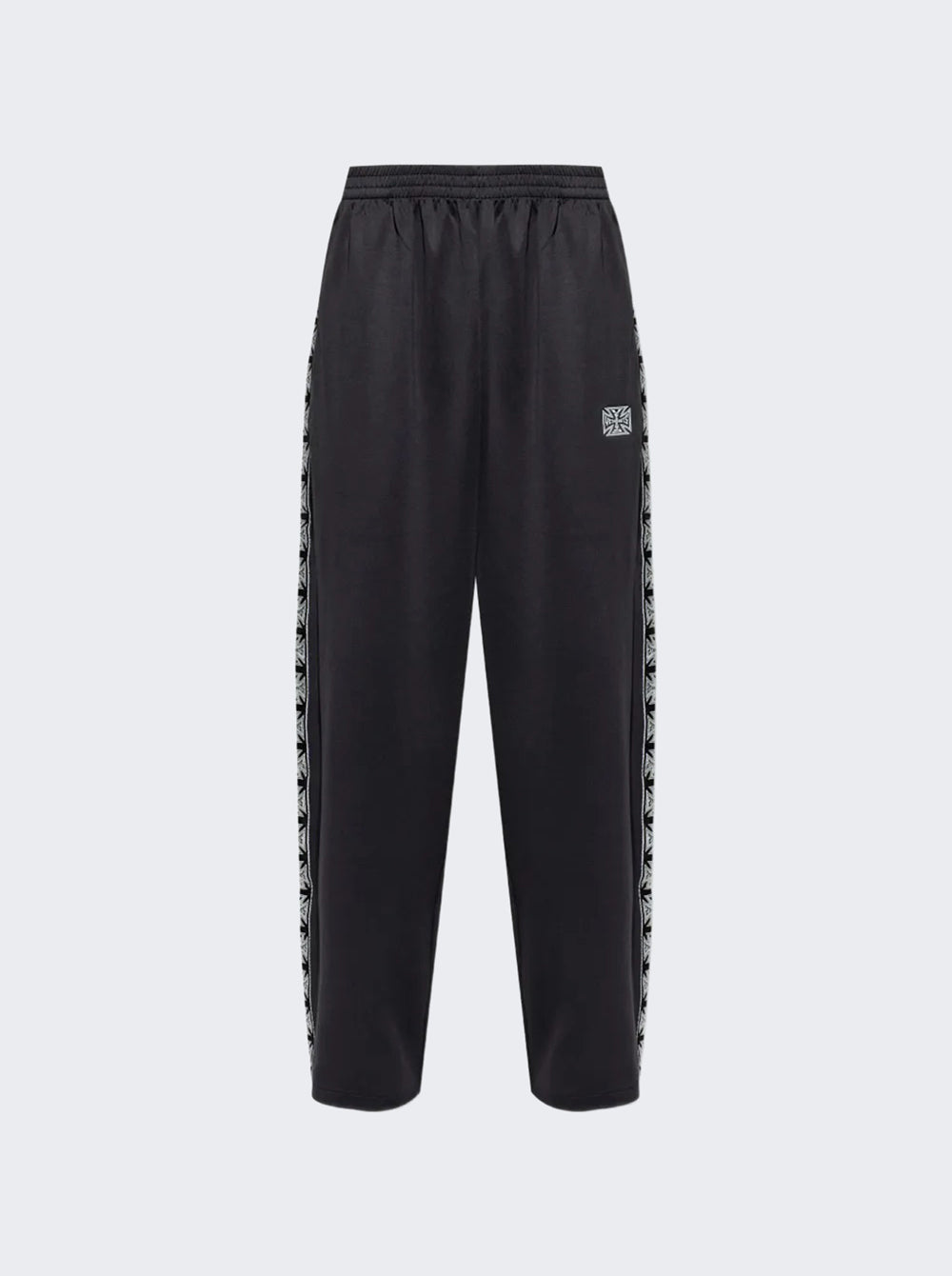 ME76GP106B_Black_01.jpg