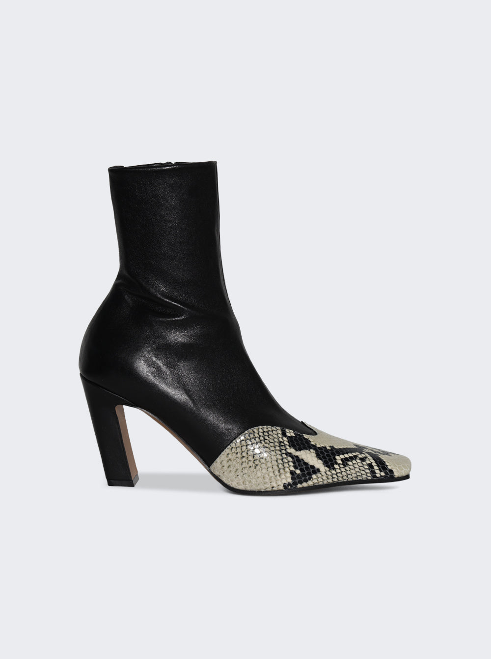 F1067-829 L829_Black_01.jpg