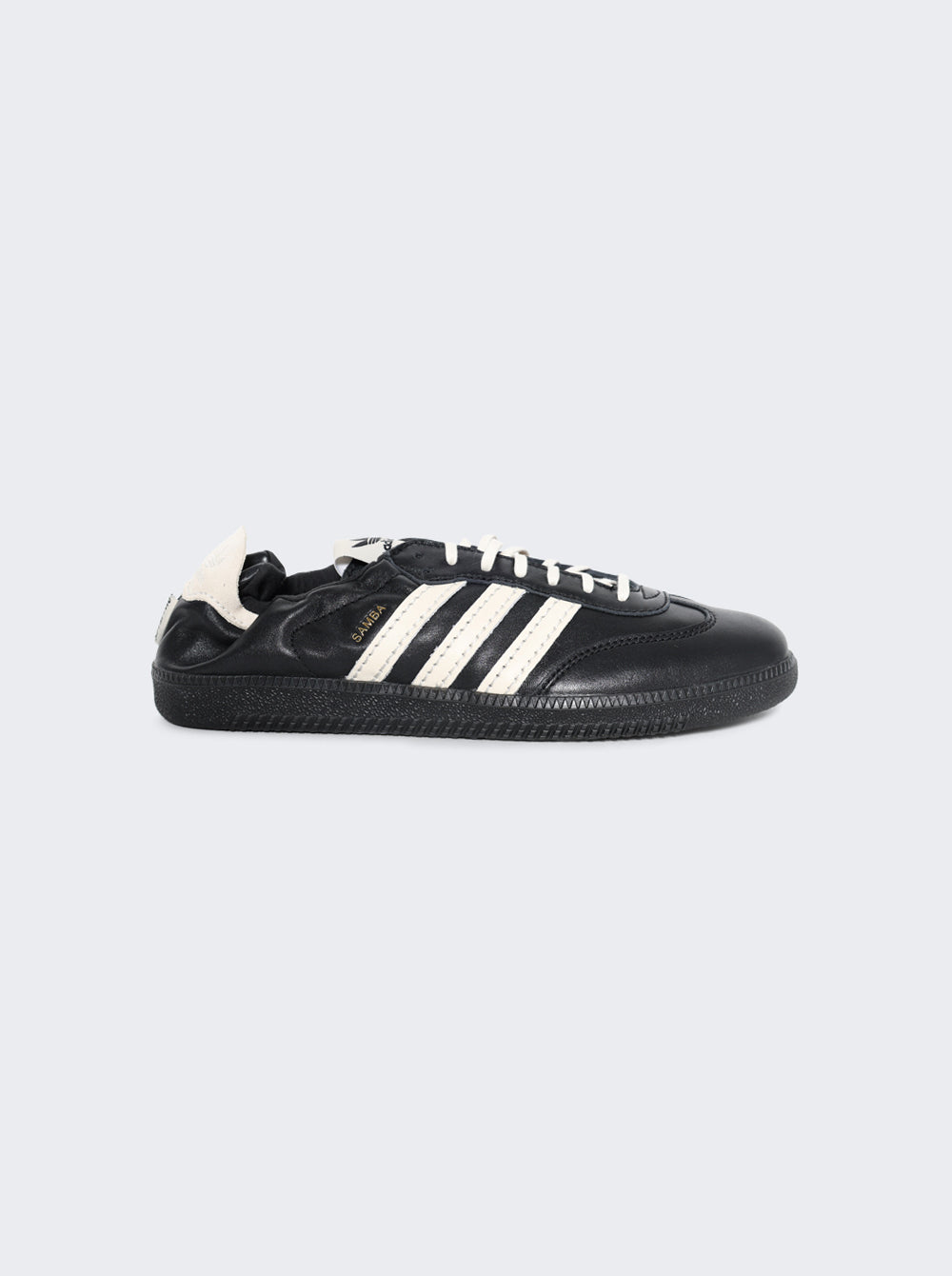 HQ7600_Black_01.jpg