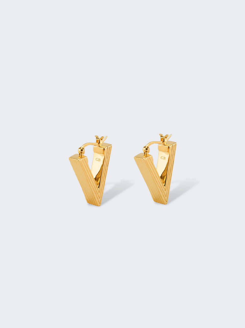 DE24007_Gold_01.jpg