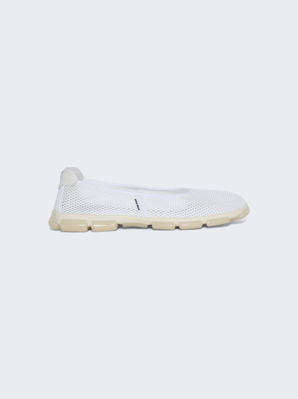 5F646E F 005 CD1_White_01.jpg