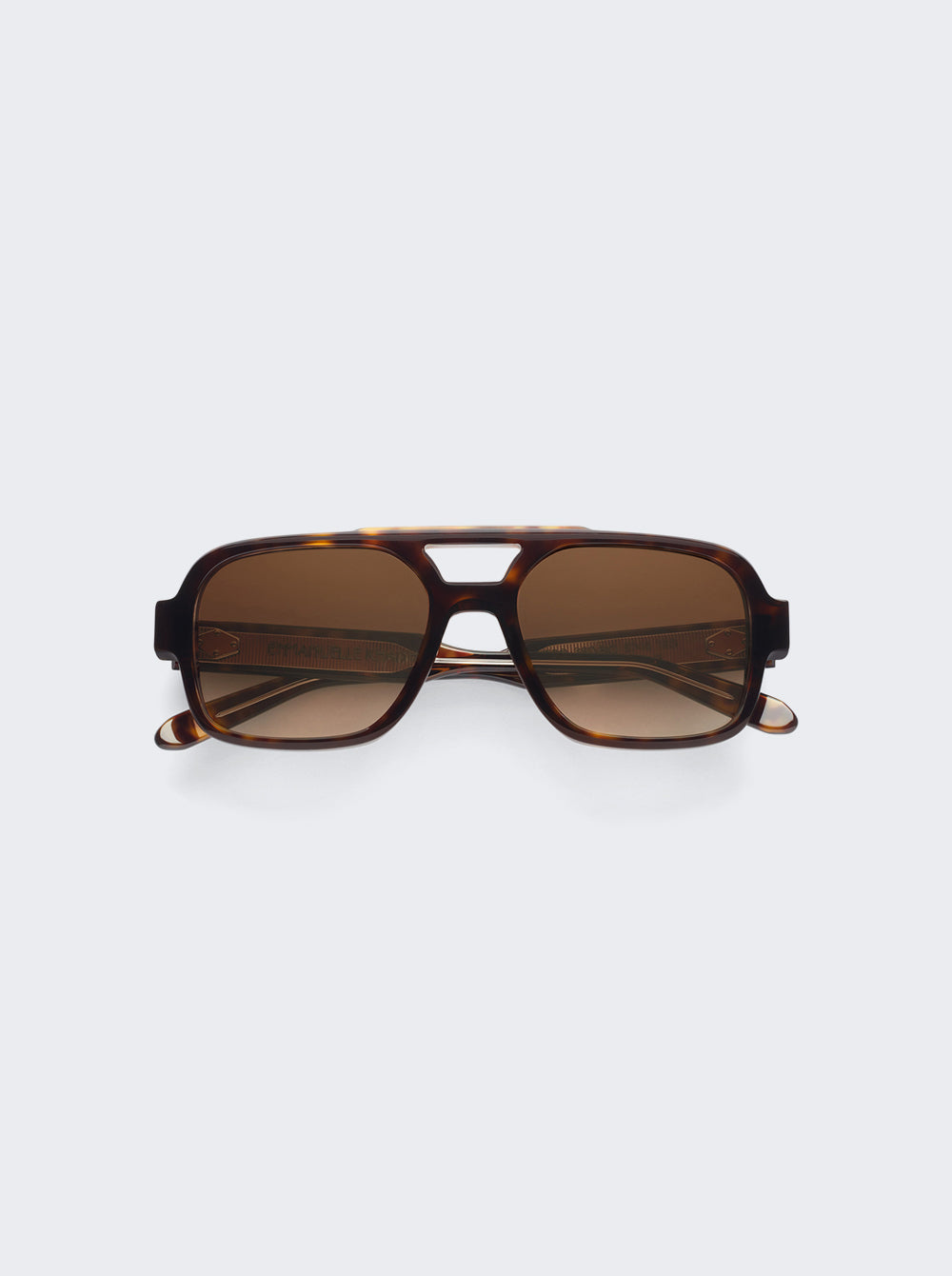 HERO-360_Brown_01.jpg