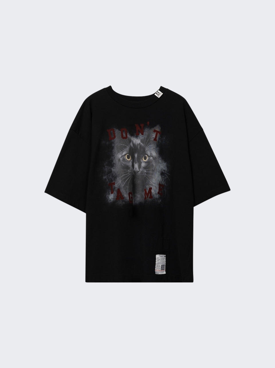 J17TS823_Black_01.jpg