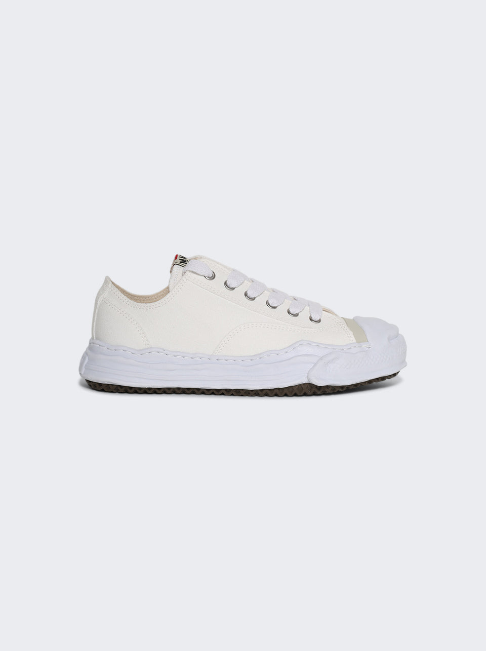 A05FW702_White_01.jpg