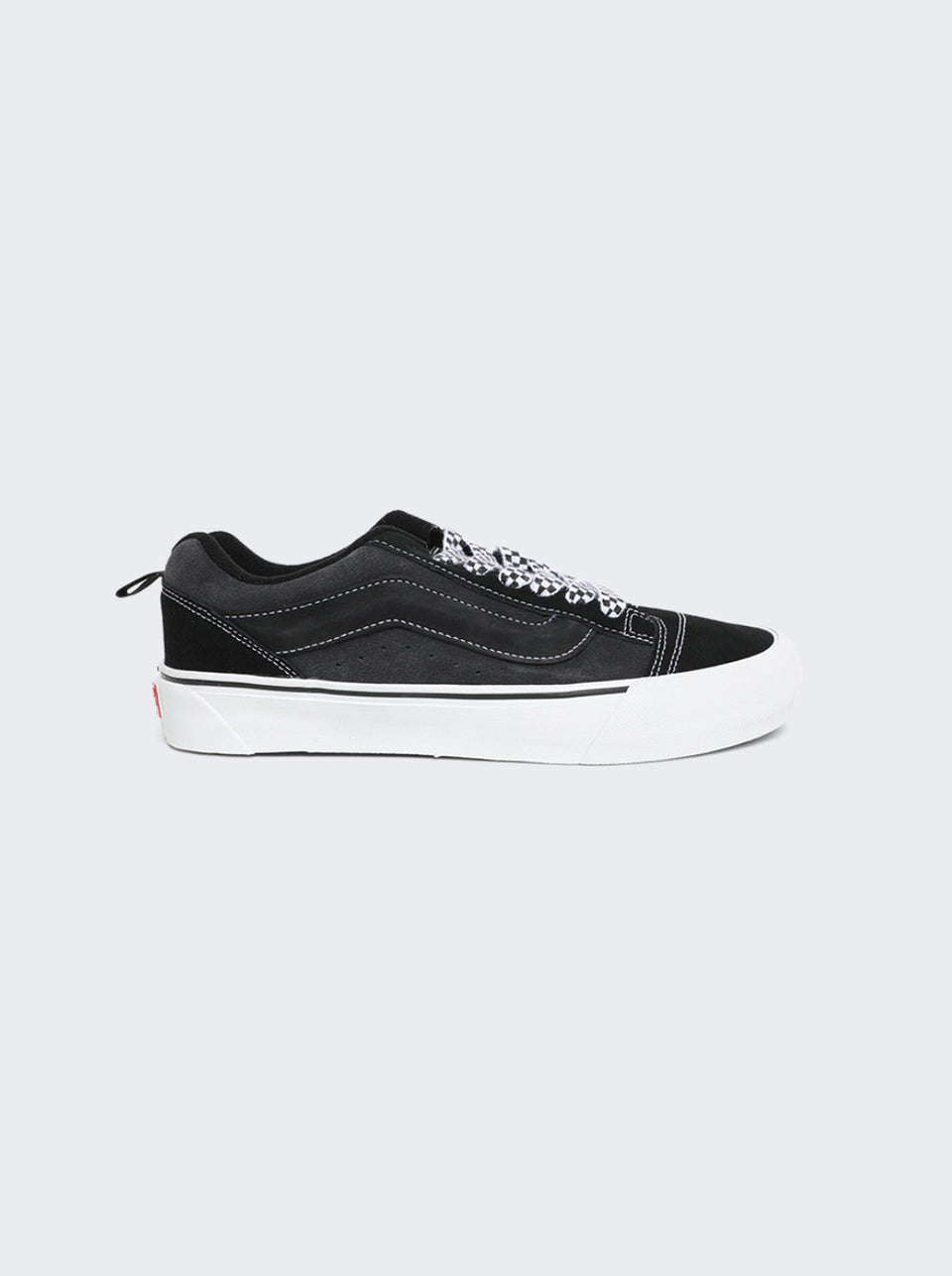 VN0007QDBA51_Black_01.jpg