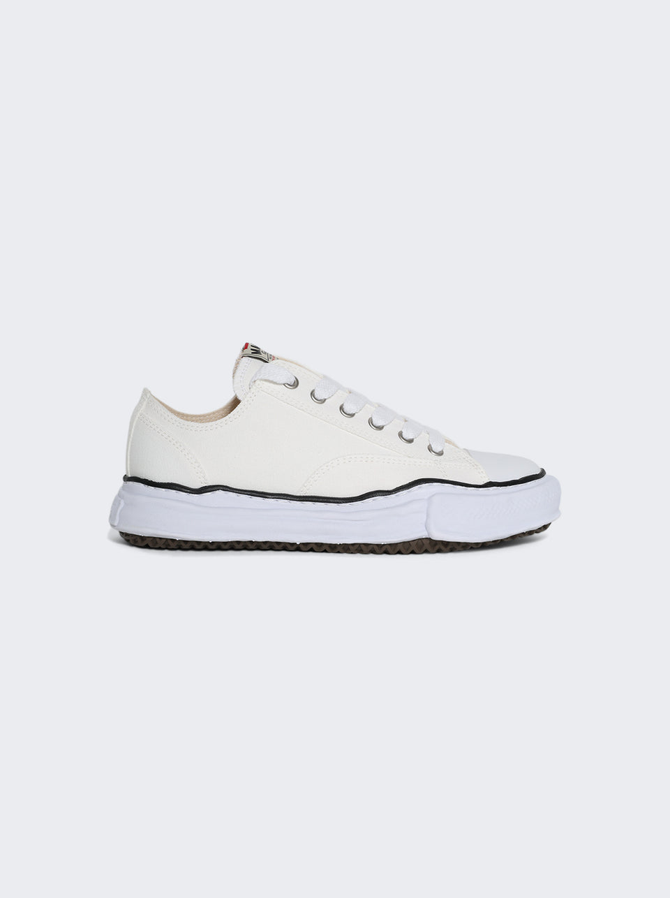 A01FW702_White_01.jpg