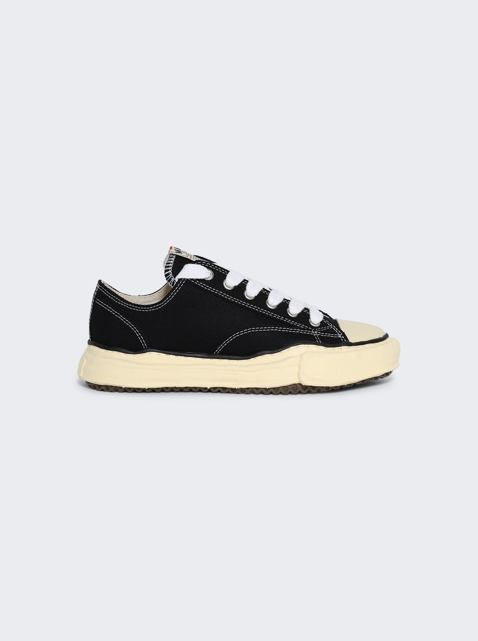 A09FW733_Black_01.jpg