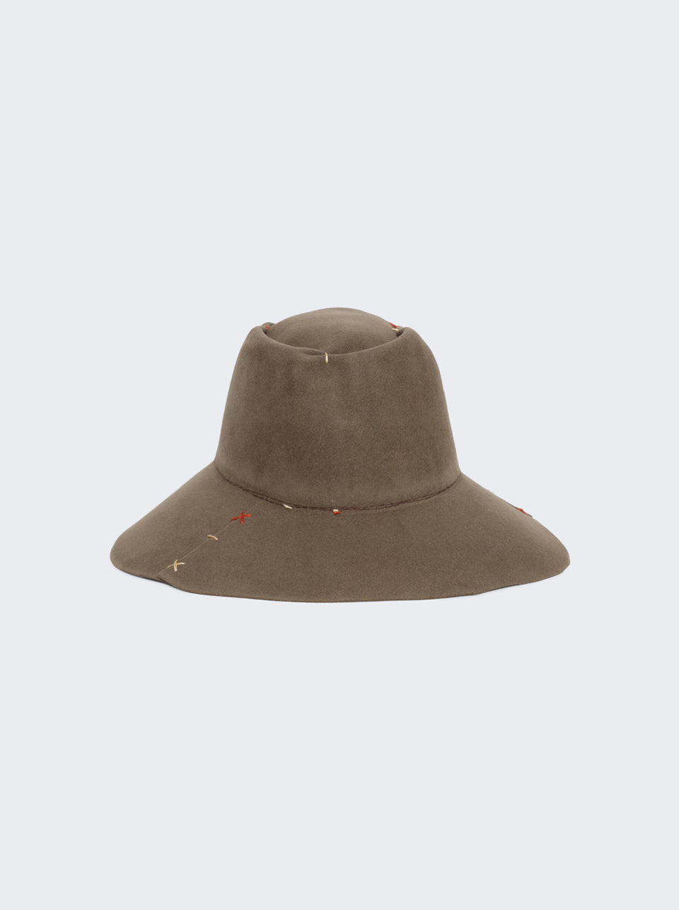 720_Brown_01.jpg