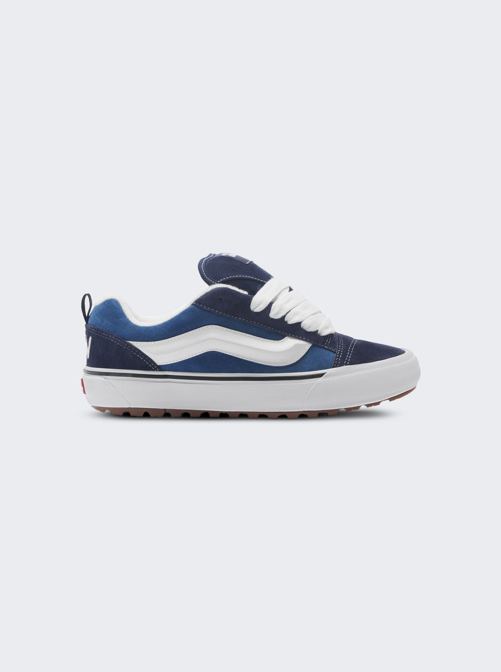 VN000E3QBX9_Blue_01.jpg