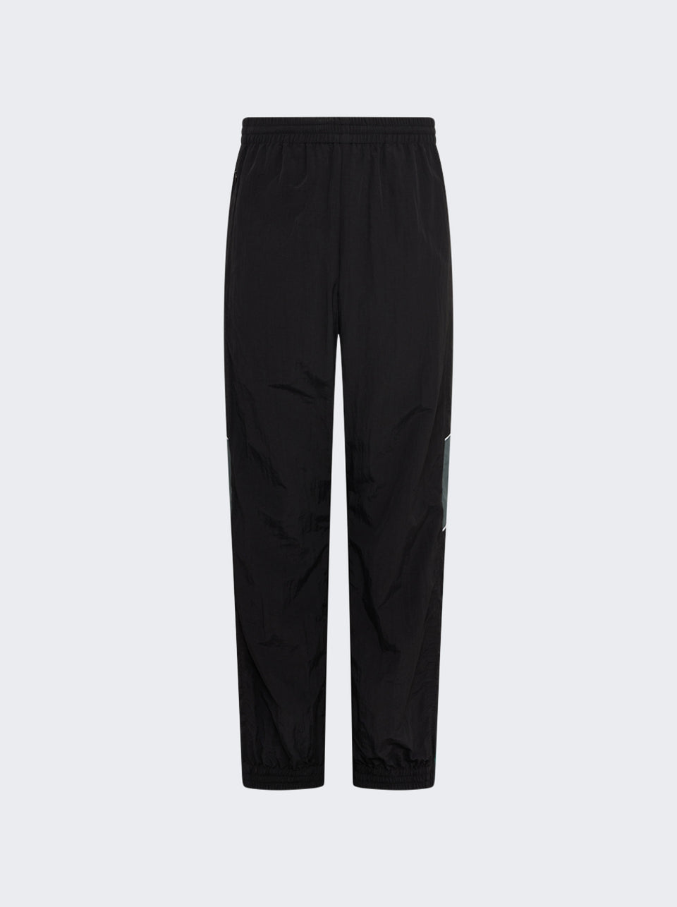 131WP01060_Black_01.jpg