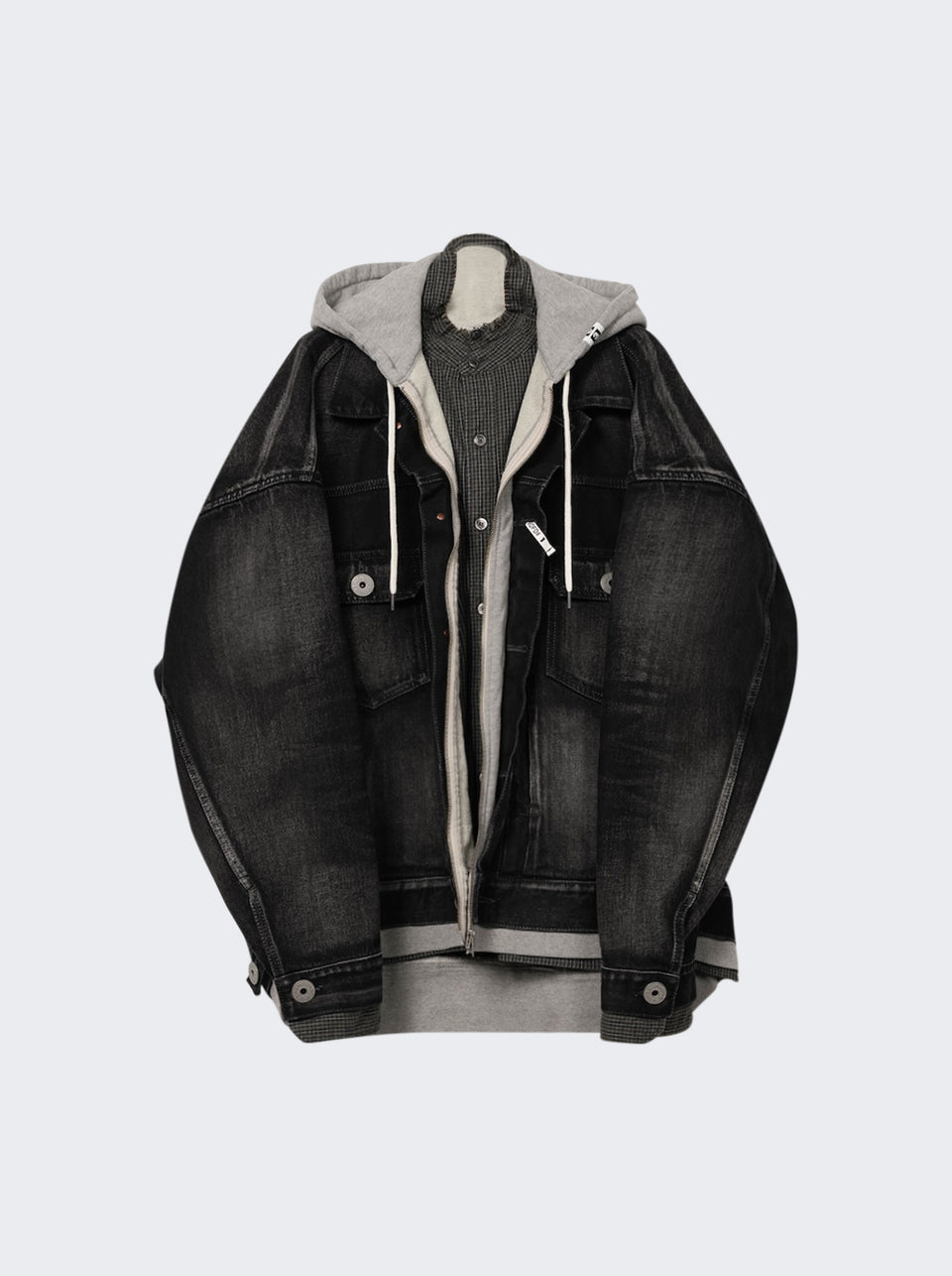 J17BL121_Black_01.jpg