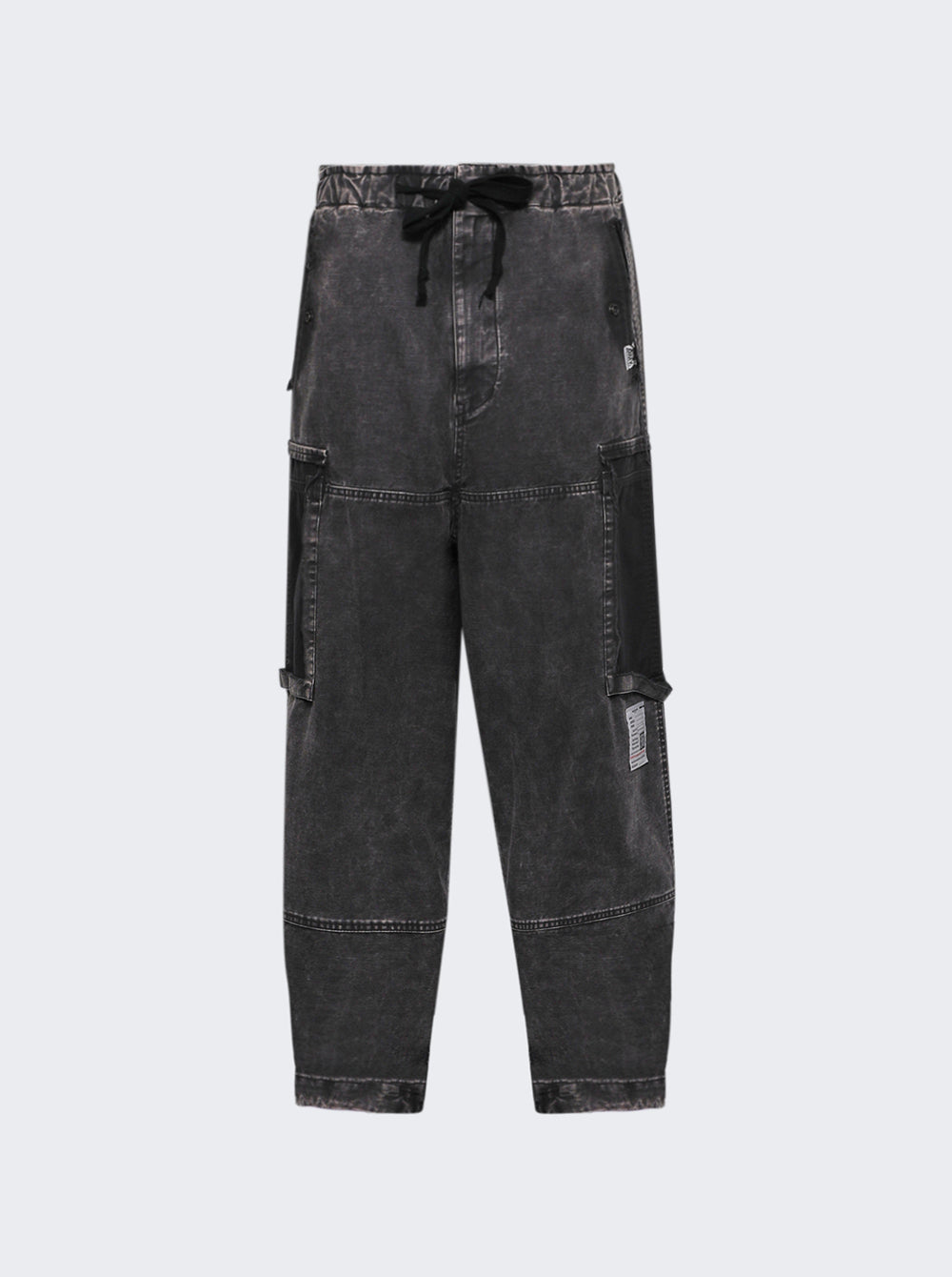 J15PT172_Black_01.jpg