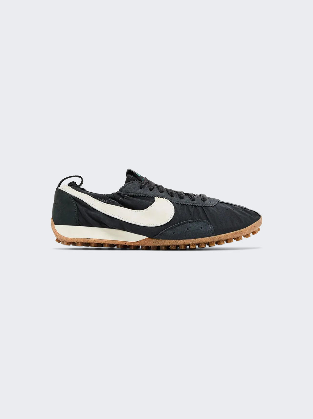 HV8547-001_Black_01.jpg