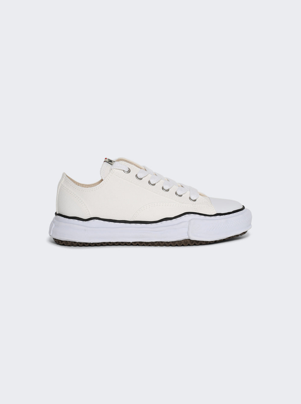A01FW702_White_01.jpg