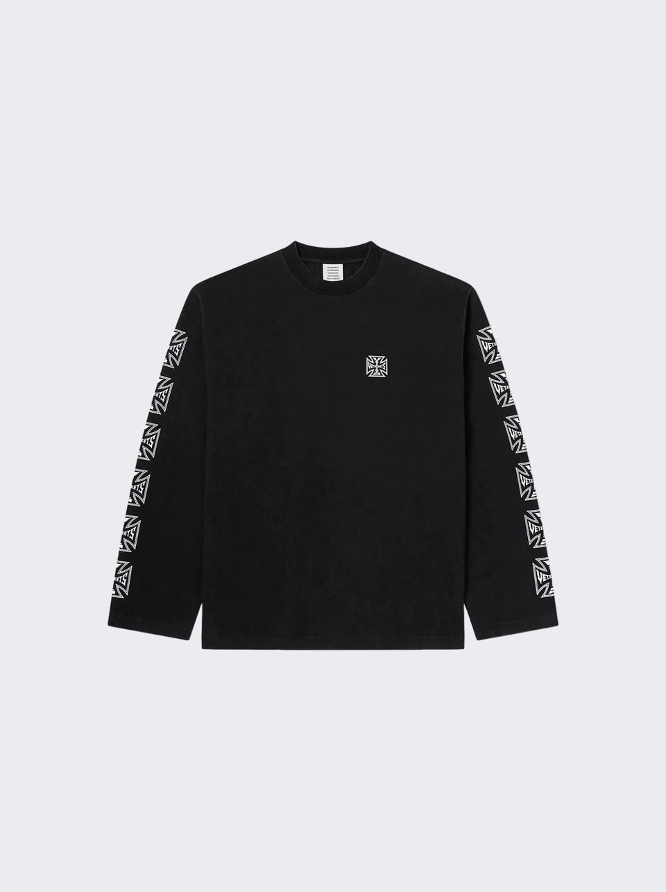 ME76LS172B_Black_01.jpg
