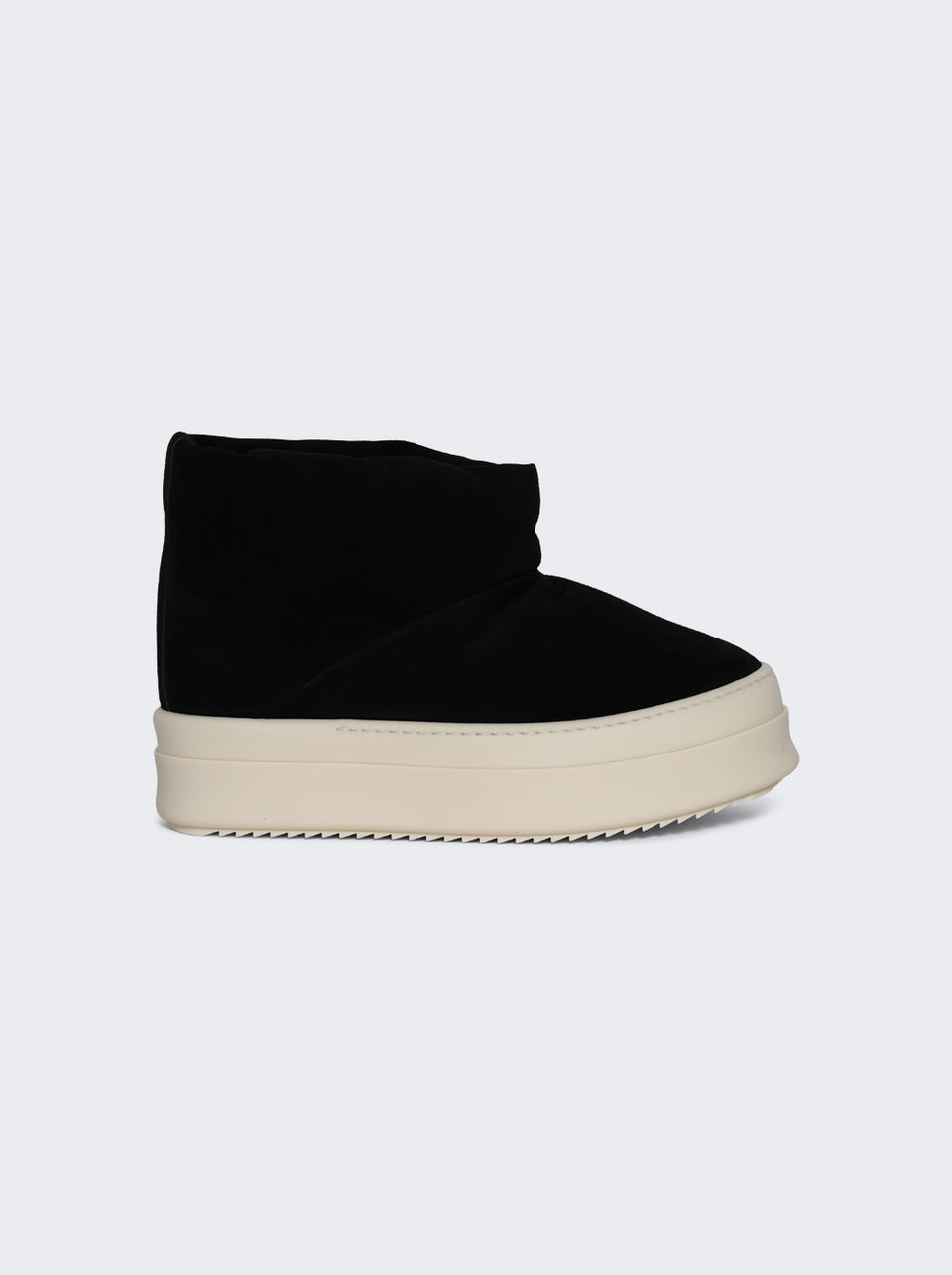 RU02F4853 LVS_Black_01.jpg