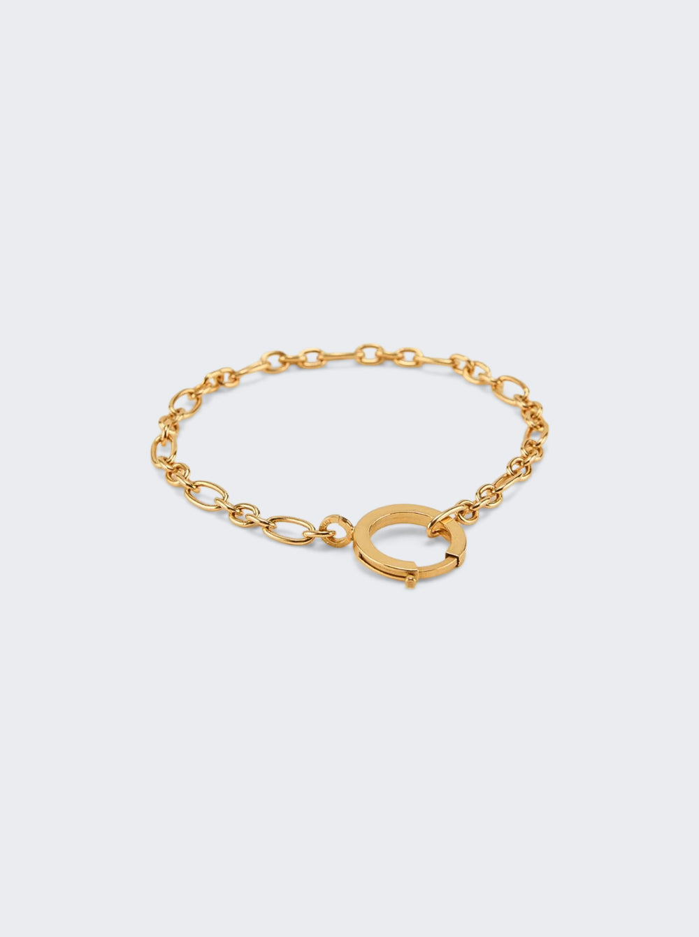 DB24005_Gold_01.jpg