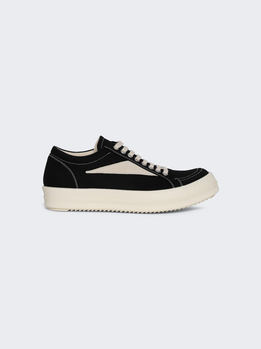 DS02F6803 DOLVS_Black_01.jpg