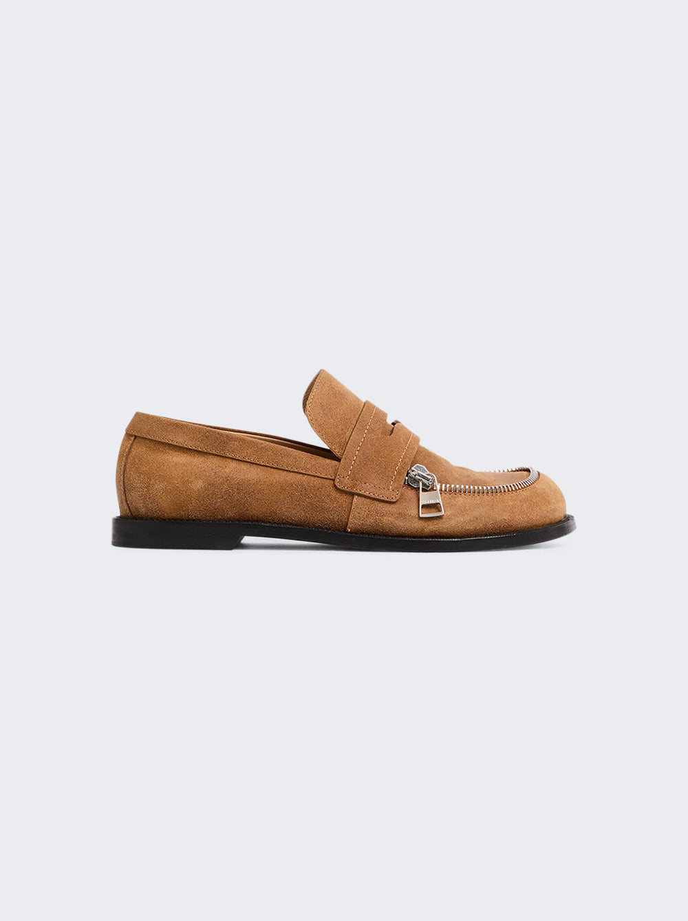 MC0002 LA0319_Camel_01.jpg