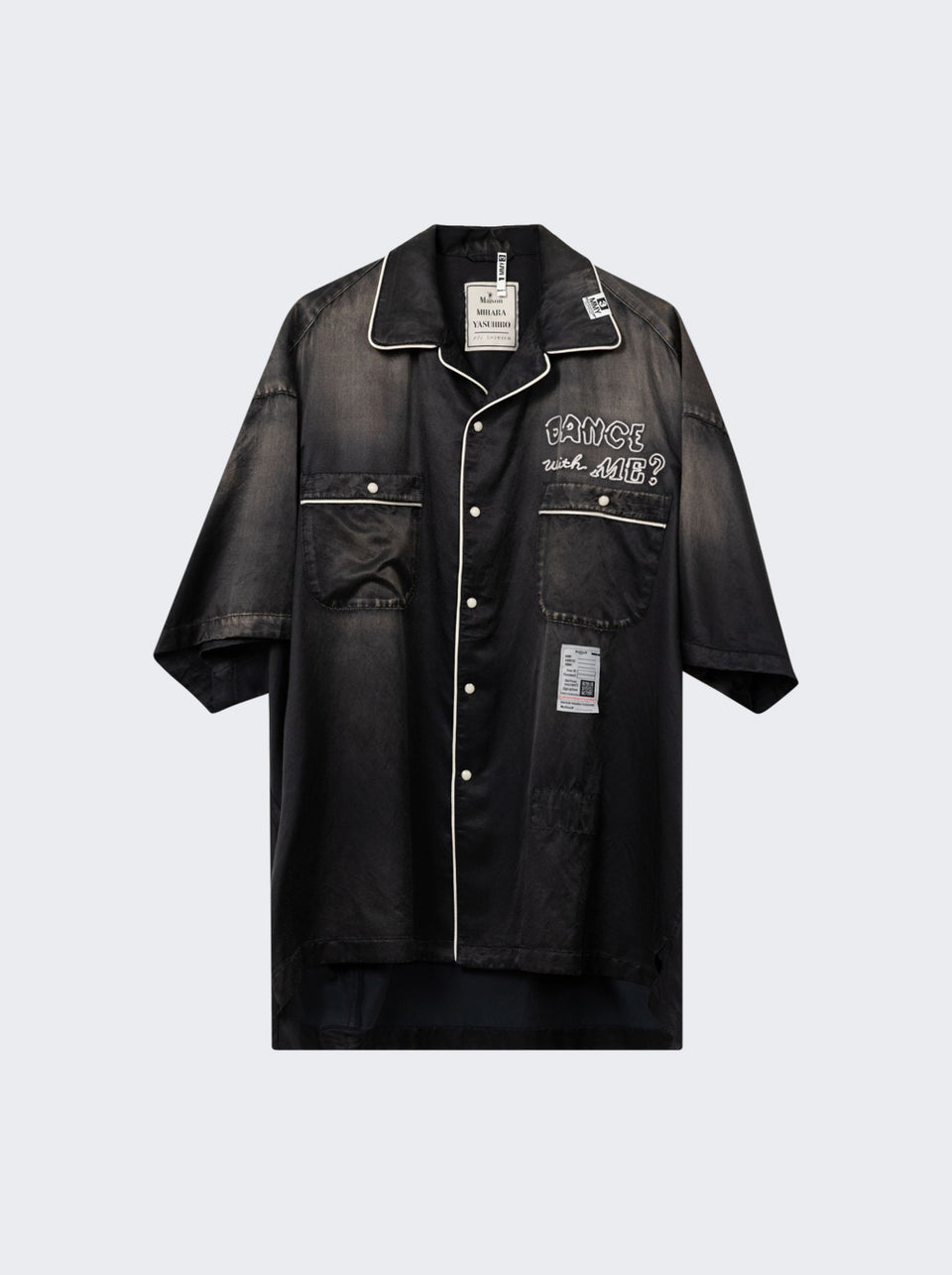 J16SH183_Black_01.jpg