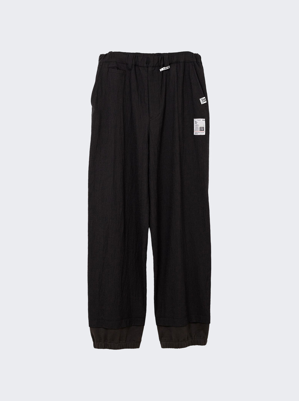 J15PT132_Black_01.jpg