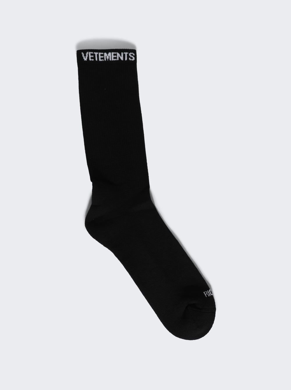 UA66SO100B_Black_01.jpg