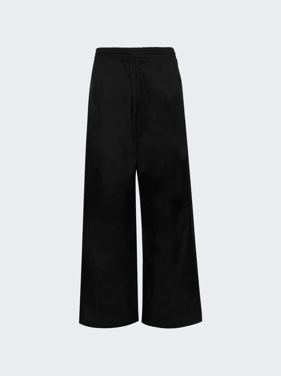 W2225F24NY_Black_01.jpg