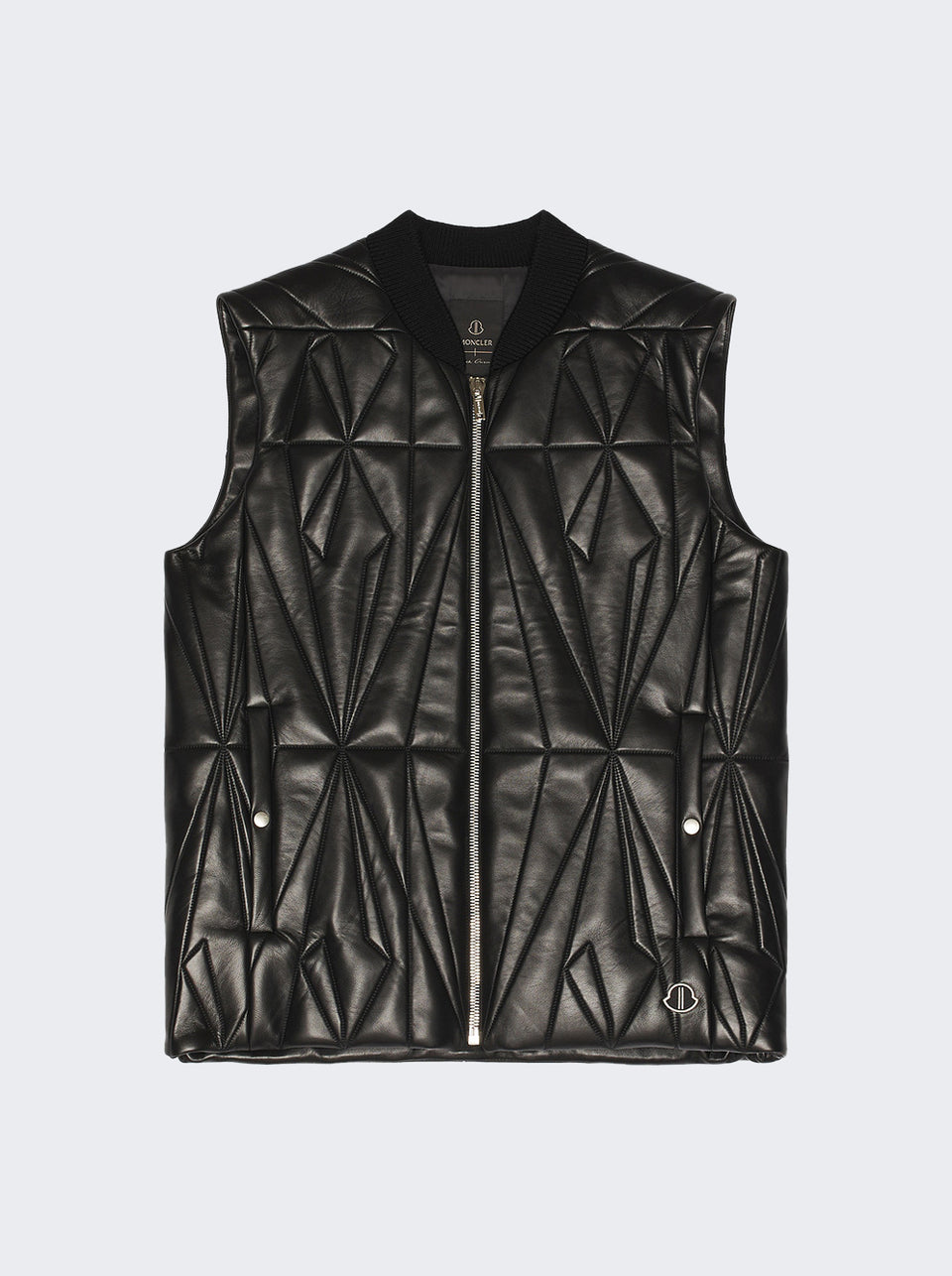 MU01F1A10 M8116_Black_01.jpg