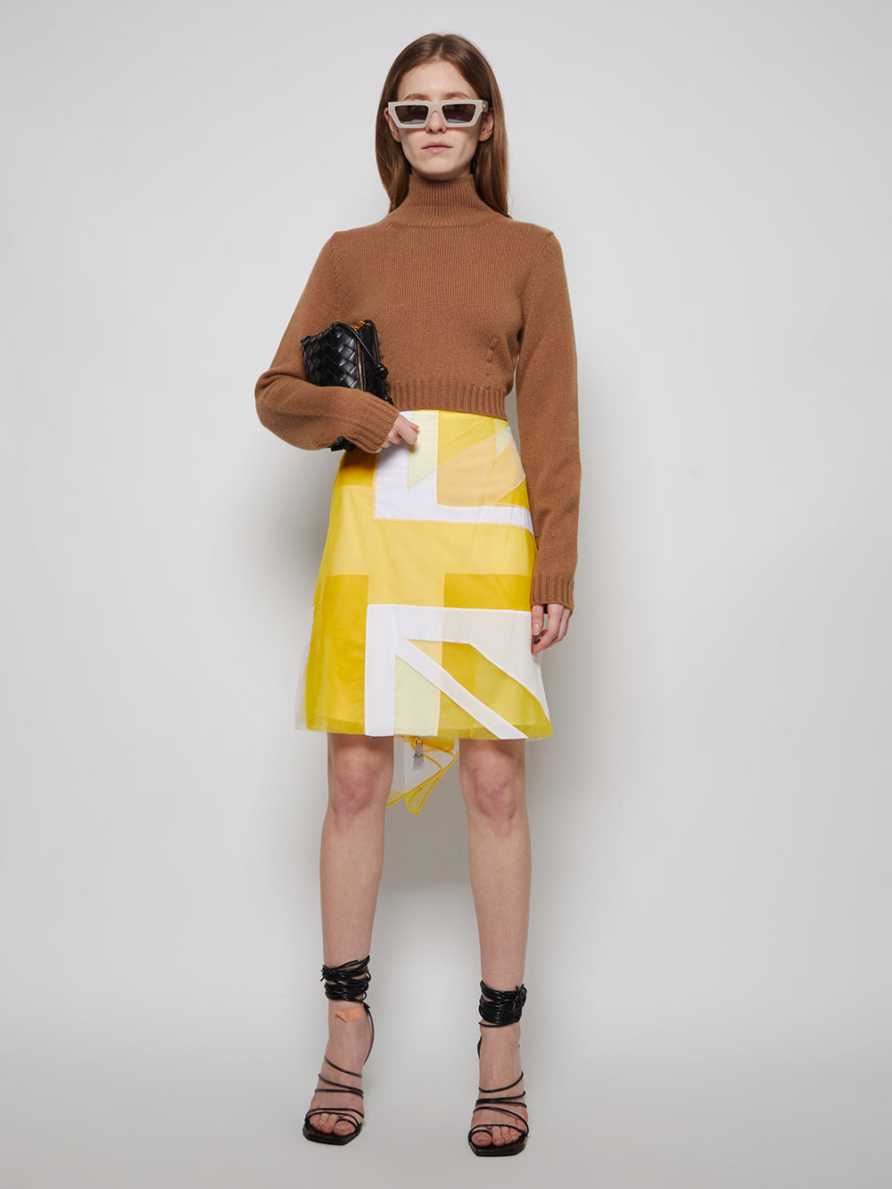 8046843_Yellow_02.jpg