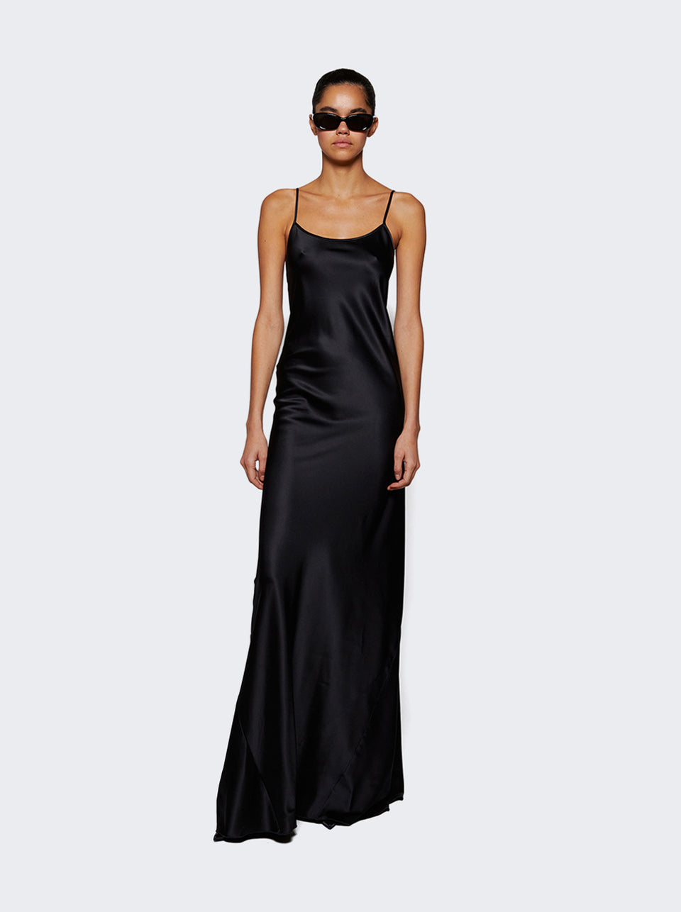 ESK449-25_Black_02.jpg