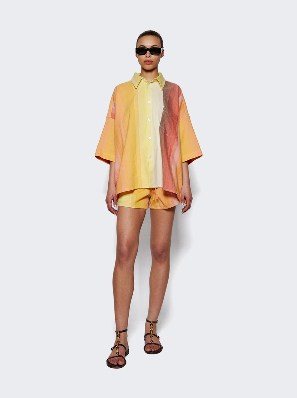 HS24-080_Yellow_02.jpg