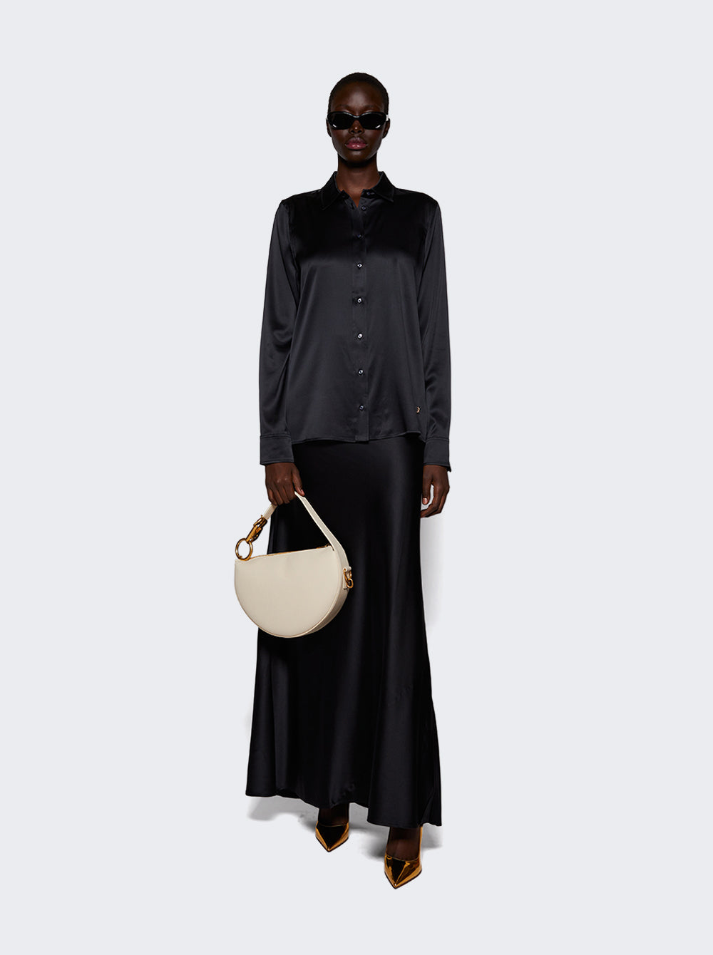 ESK202-25_Black_02.jpg