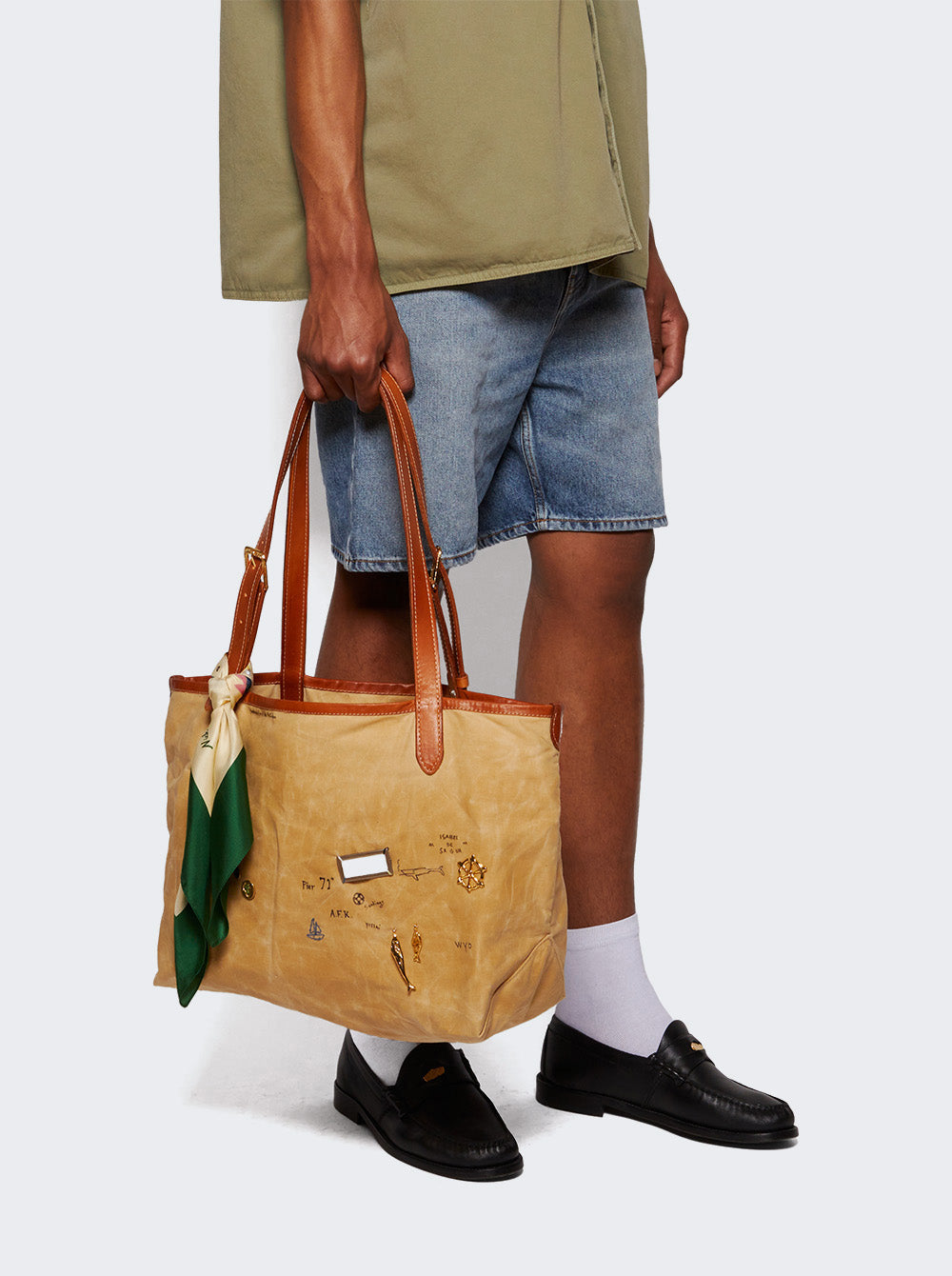 #A25-5 PLAGE TOTE_Tan_02.jpg