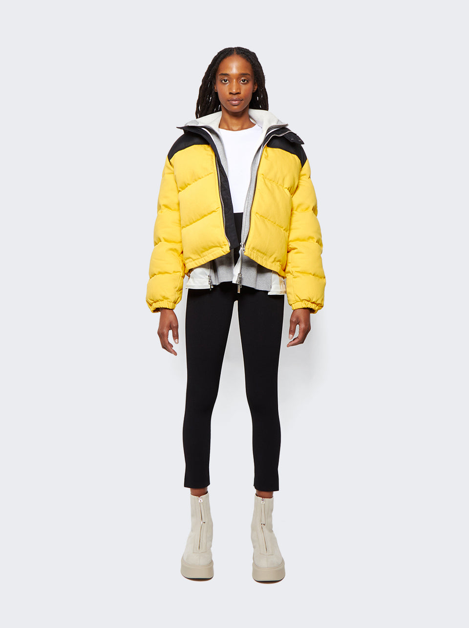 4DC3222153_Yellow_02.jpg