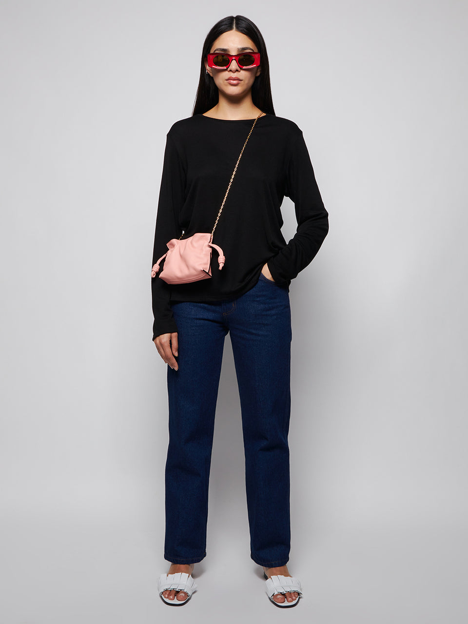 5586 K395_Black_02.jpg