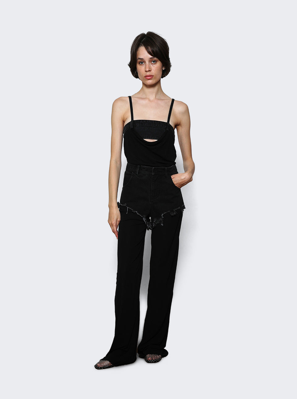 24041120_Black_02.jpg