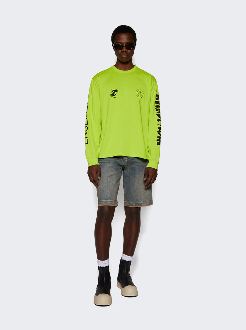 EXKMA001_Yellow_02.jpg