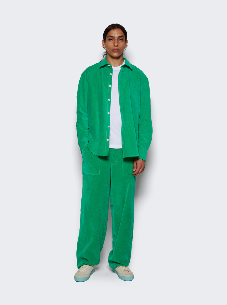230060_Green_02.jpg