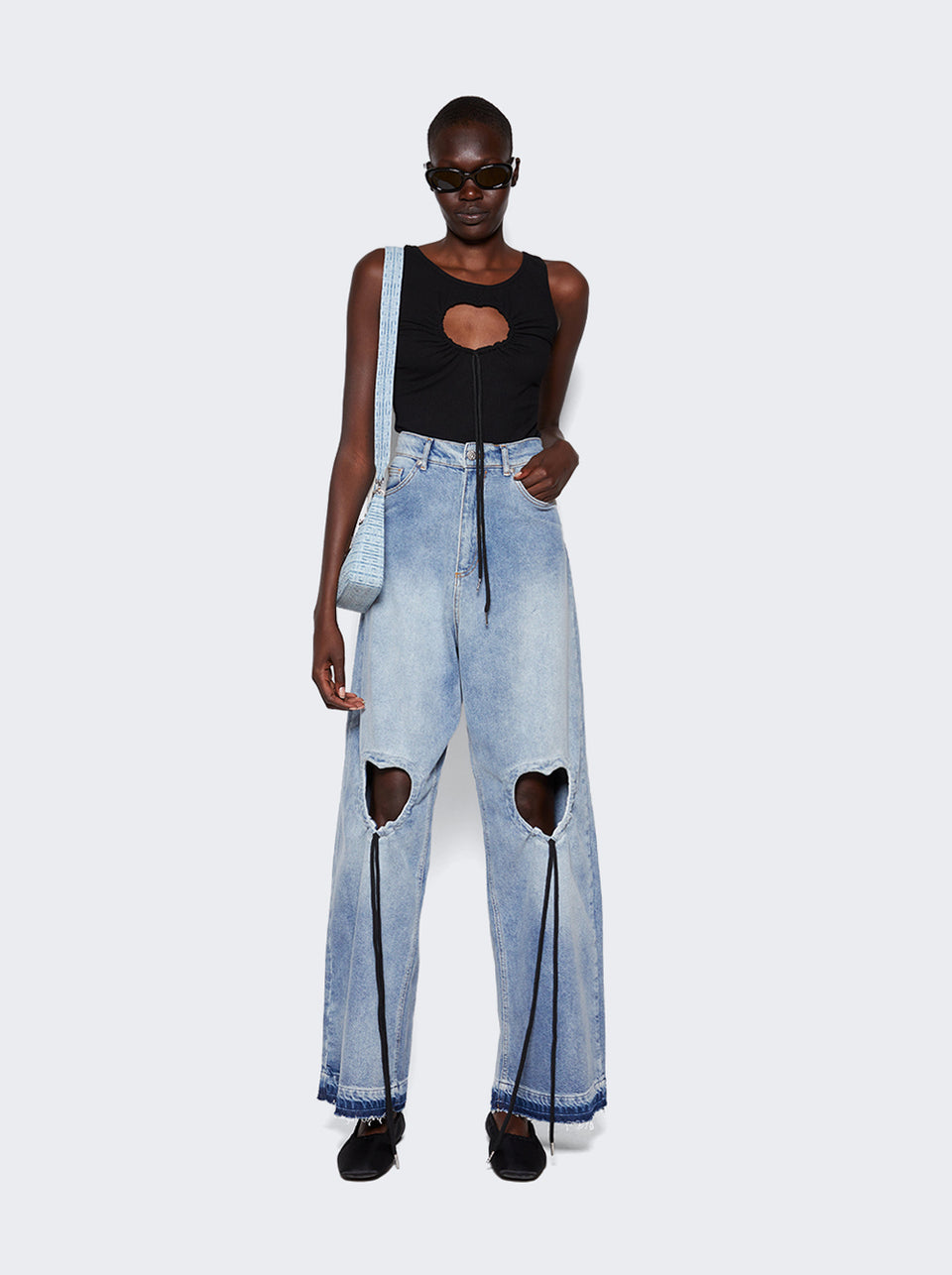 FW23D2NZ508-01_Black_02.jpg