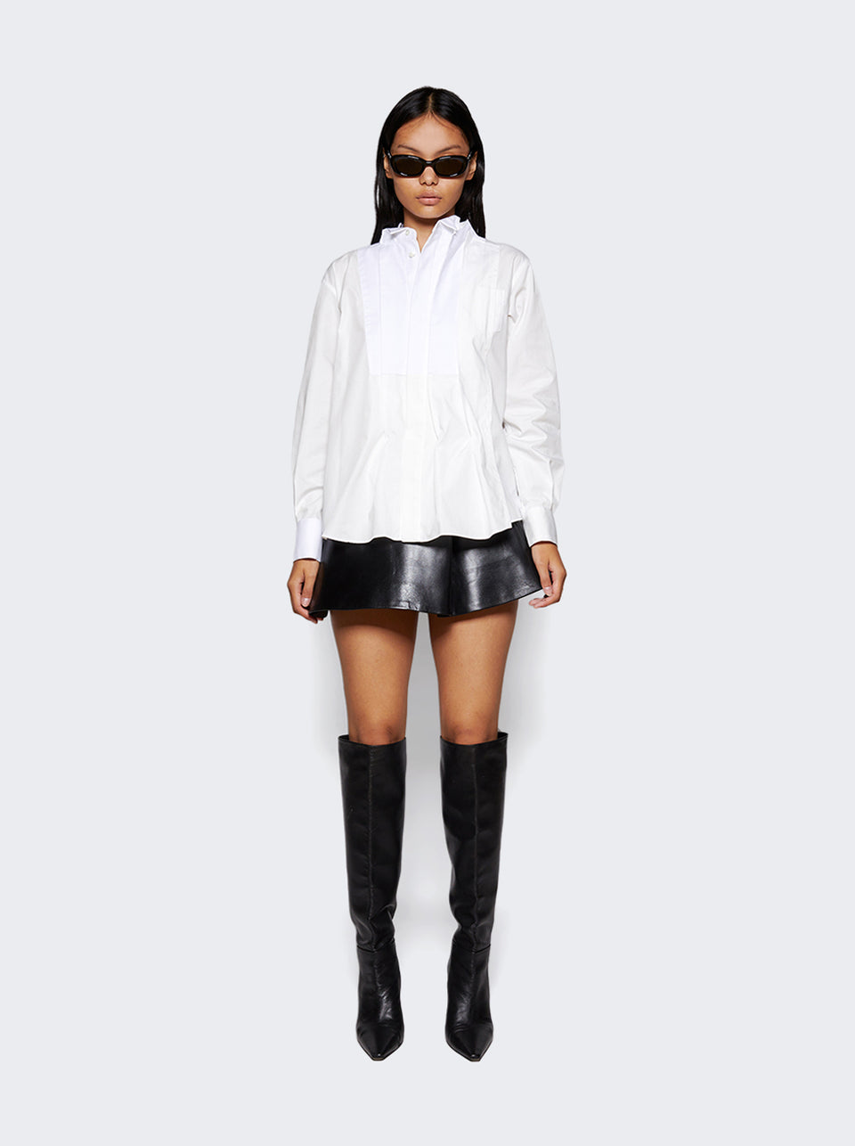 4112830 L830_Black_02.jpg