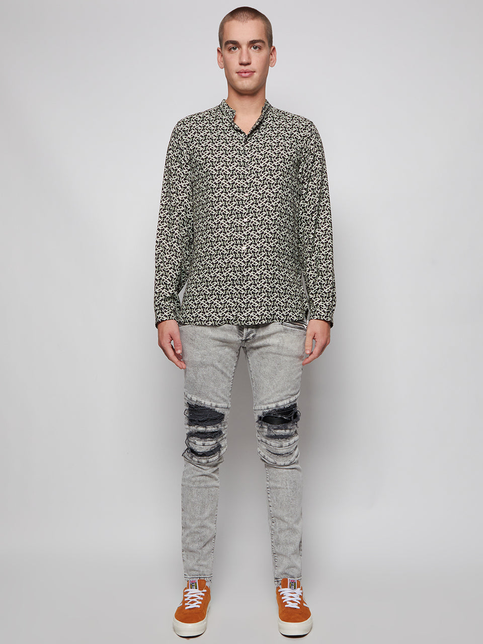 TO0024-2_Grey_02.jpg