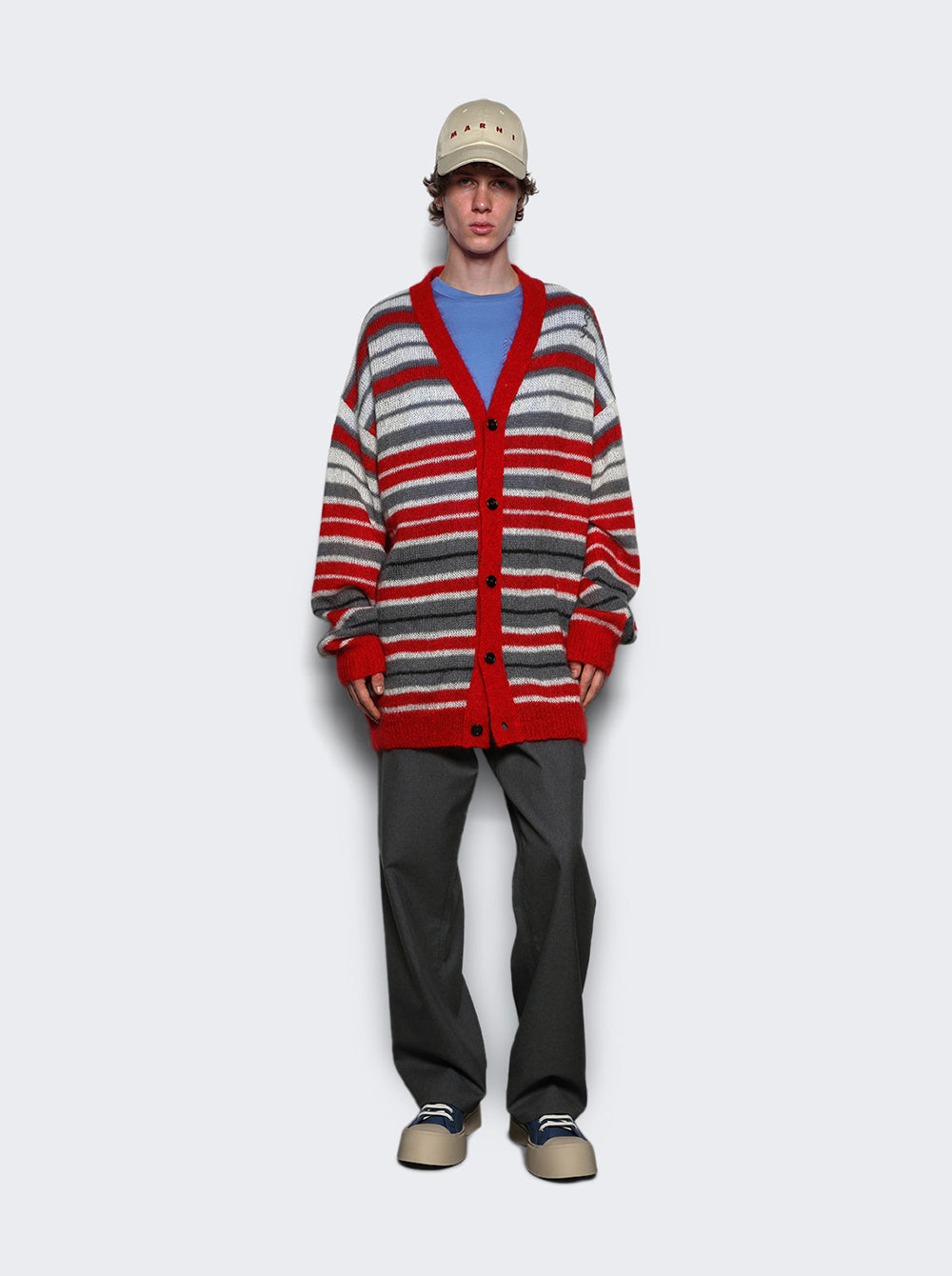 CDMG0153Q0 UFU178_Red_02.jpg
