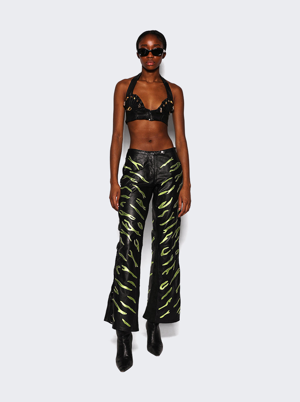 SHELL TOP_Black_02.jpg