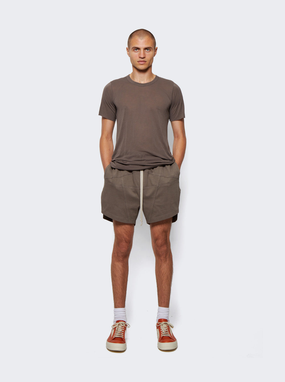 RU02B2251 JS_Brown_02.jpg