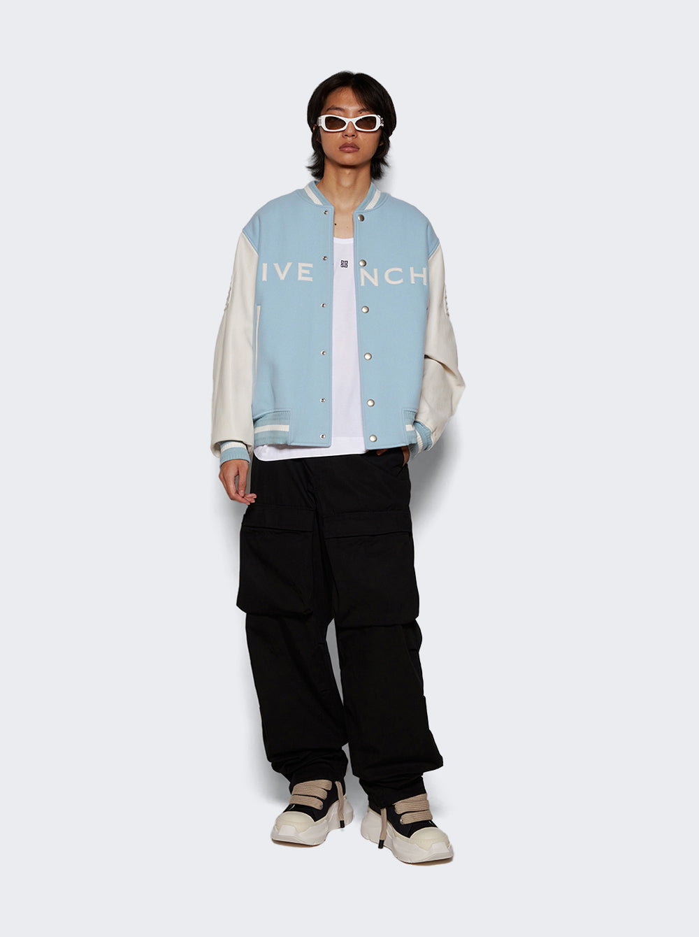BM51FH15K5001_Black_02.jpg