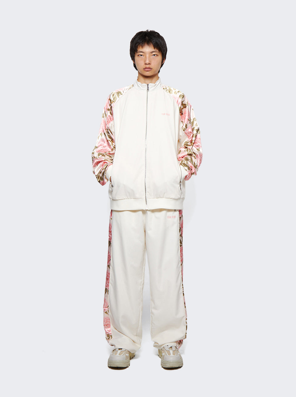 TW-SK22B002_White_02.jpg