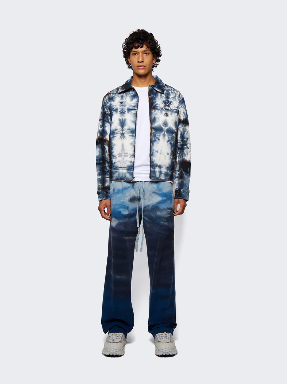AW22-2-6005-F0013-BLUEGRADIENT_Blue_02.jpg